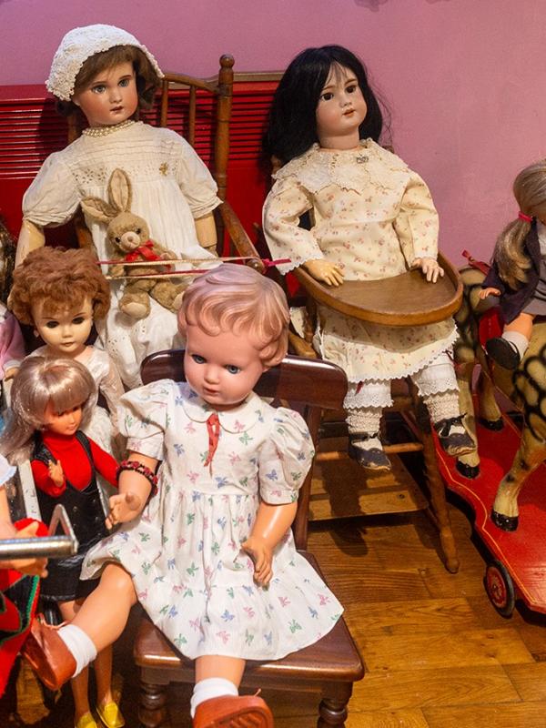 18 Poupées anciennes Marc Zommer photographies